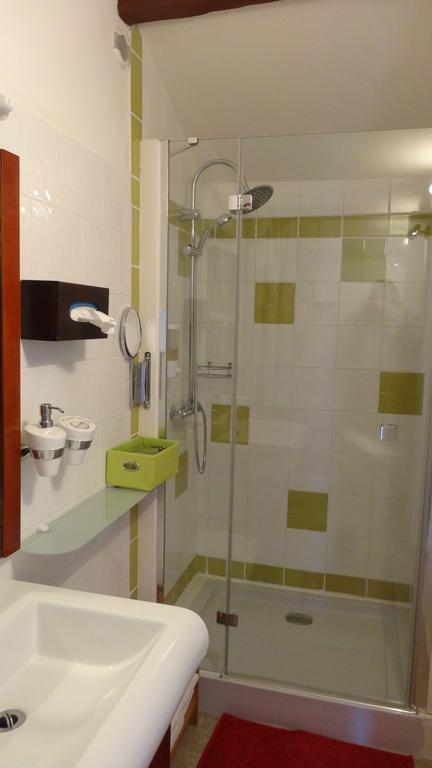 Logis Des Douves Bed and Breakfast Tiffauges Εξωτερικό φωτογραφία