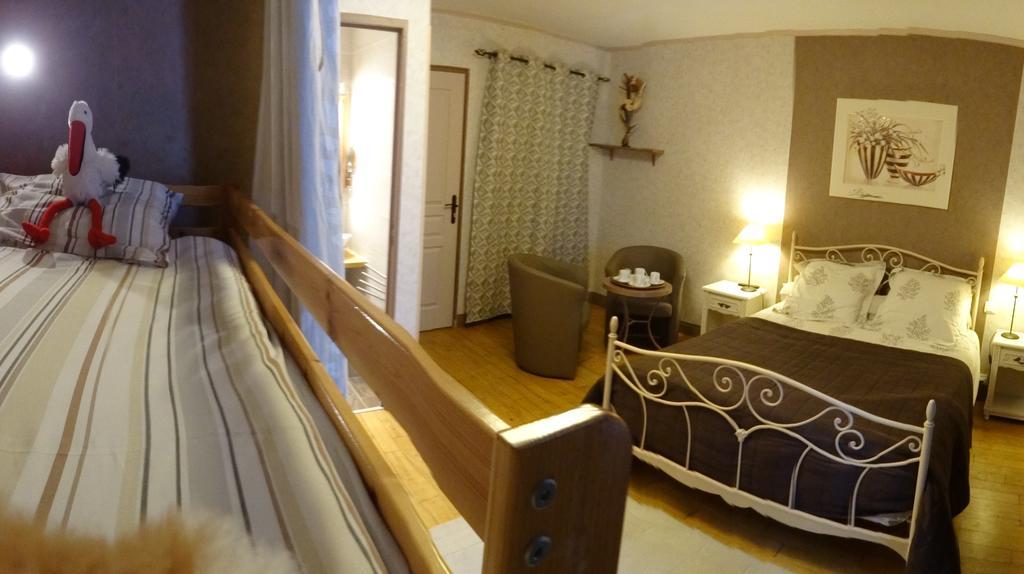 Logis Des Douves Bed and Breakfast Tiffauges Εξωτερικό φωτογραφία